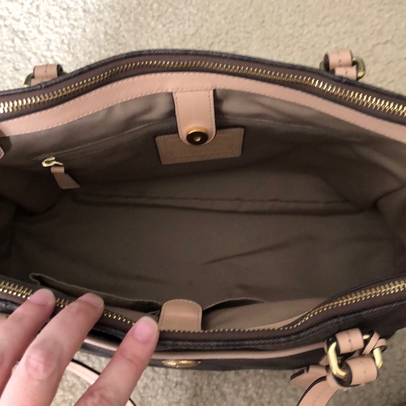 Coach Bag - Picture 4 of 6